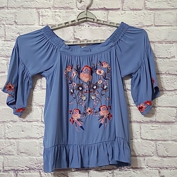 Umgee floral Embroidered  Boho Off Shoulder Swing Top Medium - Picture 1 of 8